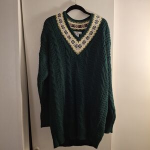 Weather Vane Vintage Women's Green Cable Knit Sweater -  Embroidered V-Neckline